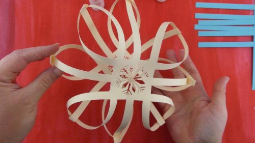 Finished 3D paper snowflake