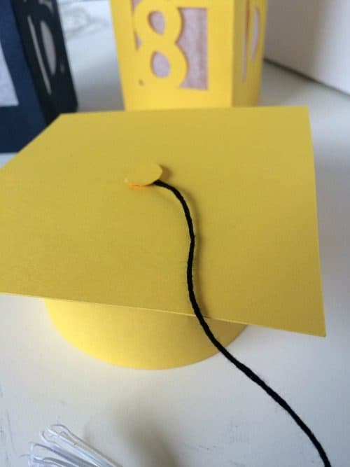 DIY Graduation Cap Decor