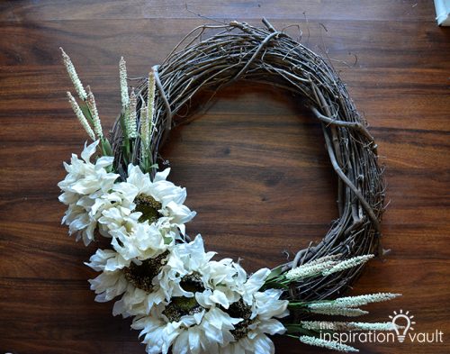 fall farmhouse wreath