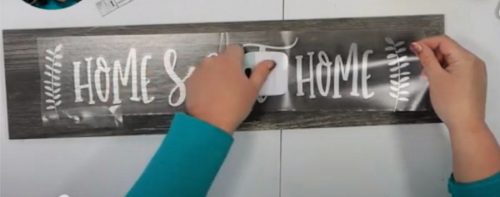 Apply the second half of vinyl decal with the hinge method