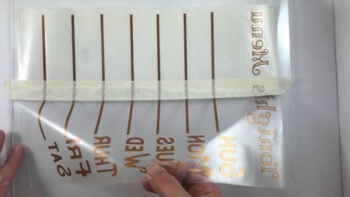 Apply the weekly menu to the glass to make a dry erase board