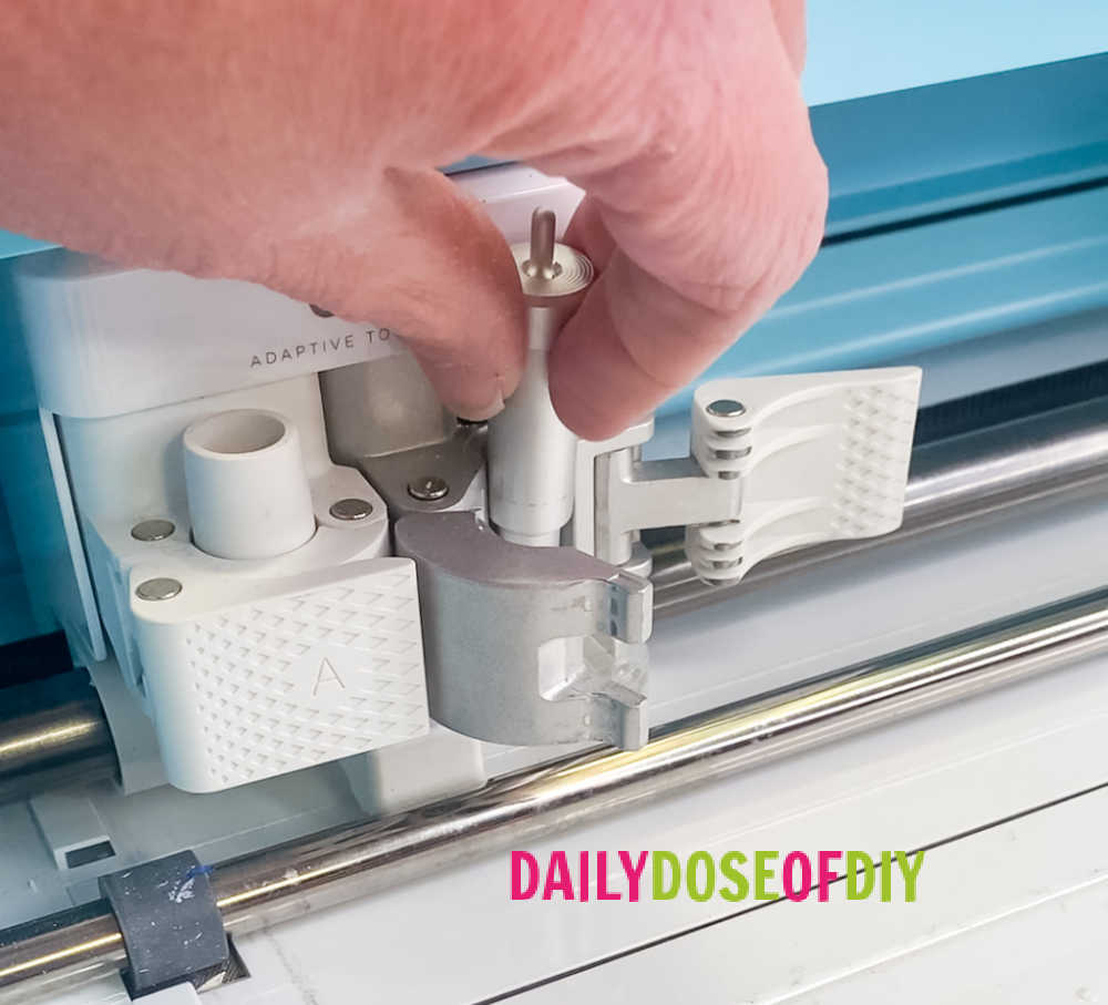 How To Change Cricut Blades Quick And Easy - Daily Dose Of DIY