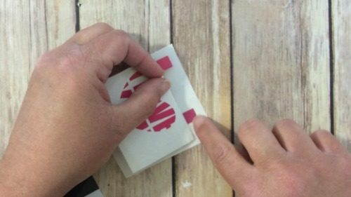 Line up the guides to layer a knockout design
