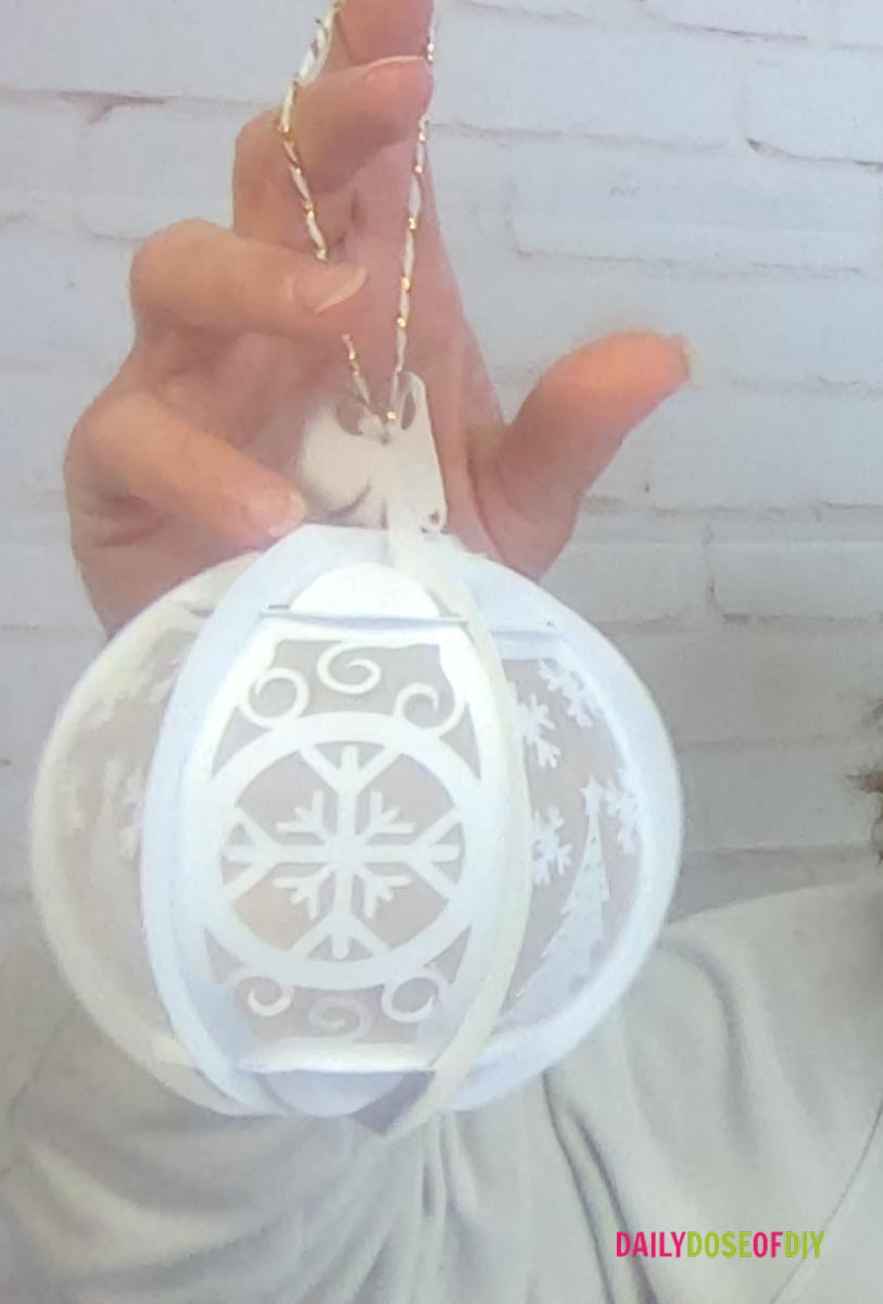 3d Paper christmas ornament that lights up 