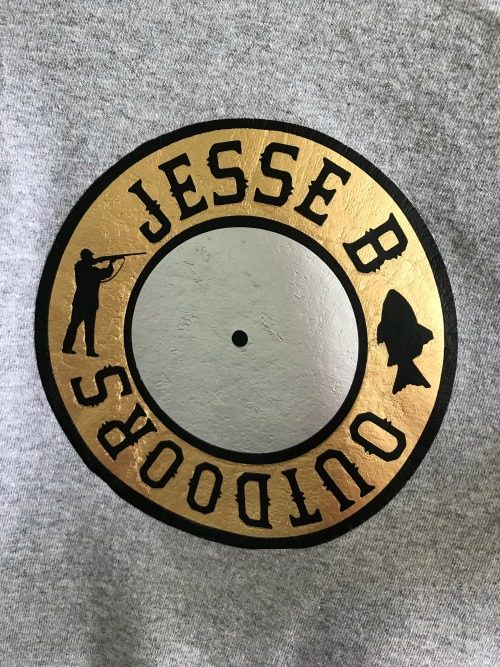 Vinyl logo on shirt made with Cricut Easy Press