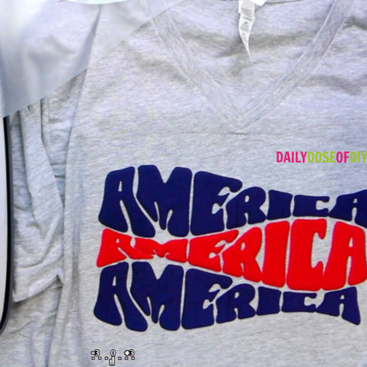 DIY Puff Vinyl shirt with America Retro design in red and blue