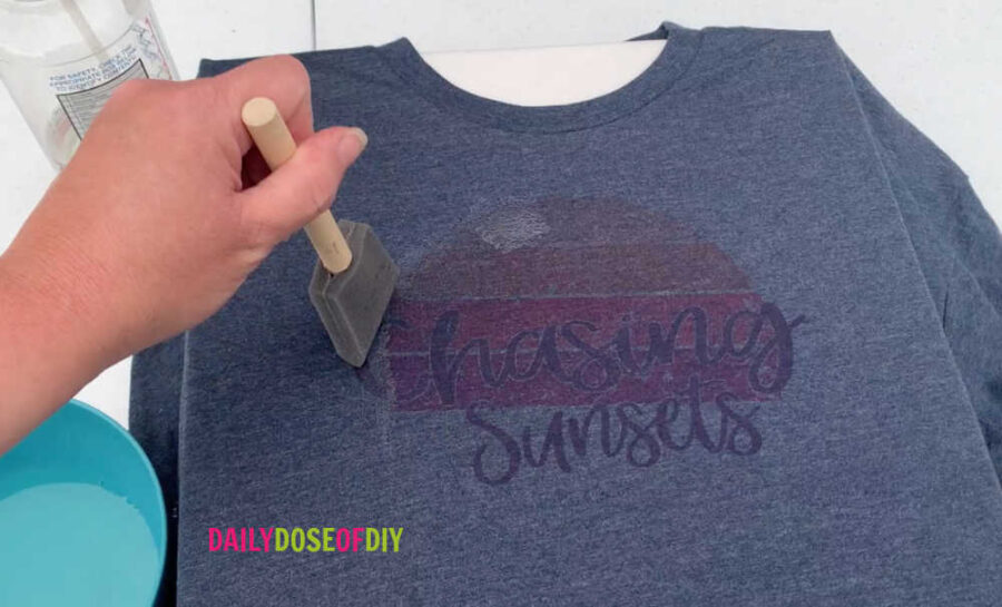 outline a sublimation design on a shirt with bleach